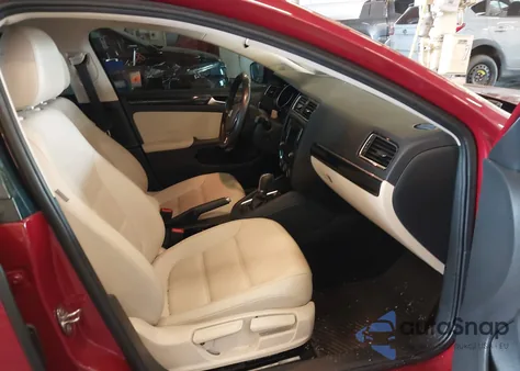 2017 Volkswagen Jetta 1.8T Sel/1.8T Sel Premium from USA, damaged, VIN 3VWL17AJ8HM380107